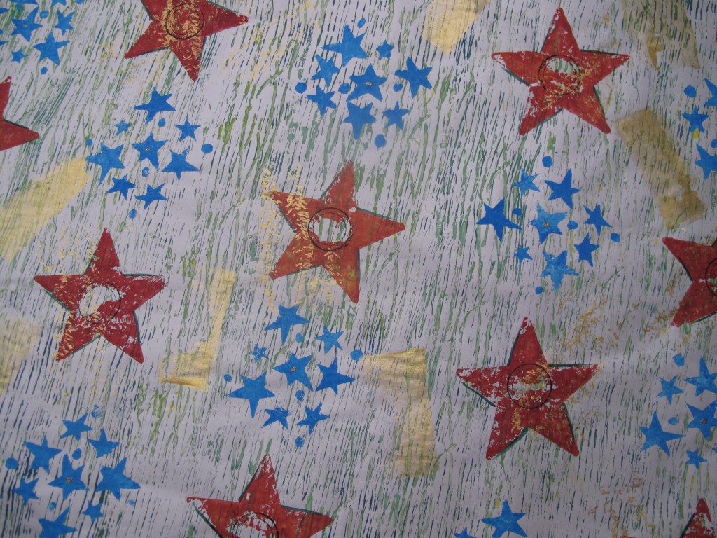 Star Wrap Hand-printed Newspaper Endroll